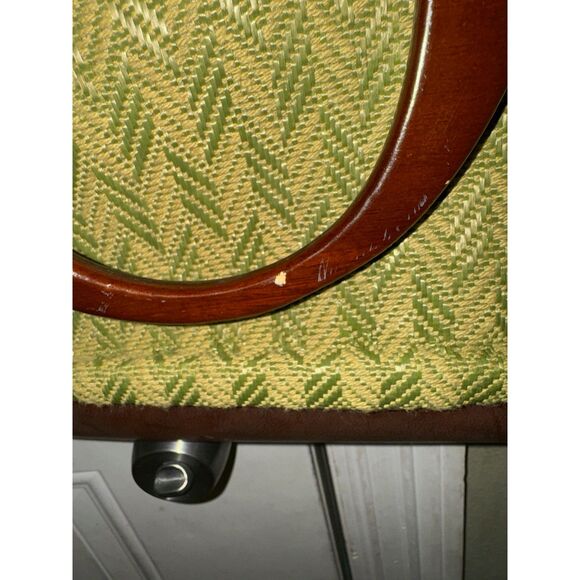 Relic Vintage Cottage Core Handwoven Bag with Wooden Handles and Crossbody Strap - Picture 3 of 13